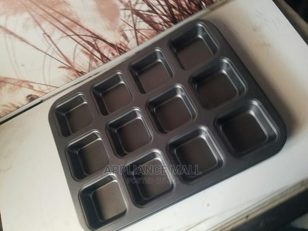Square Cup Cake Tin 12 Holes photo 5