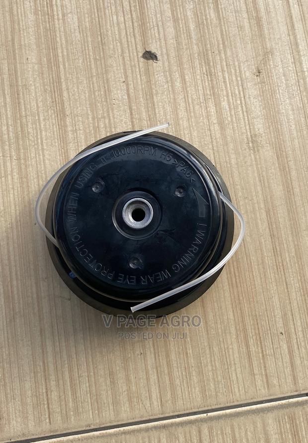 Nylon Blade photo 2