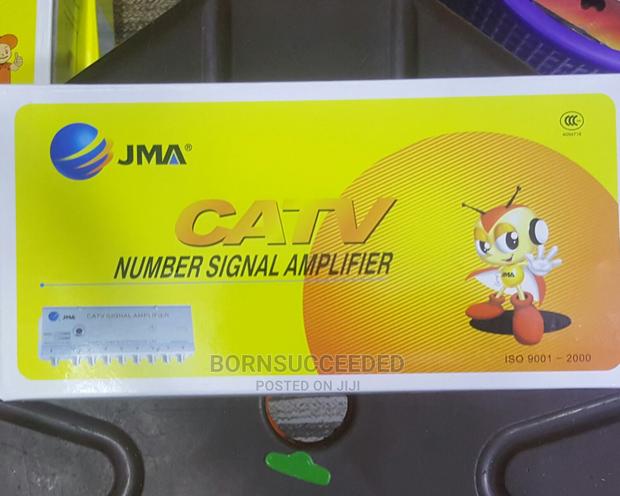 Catv 8 Way Signal Amplifiers · Photo 2