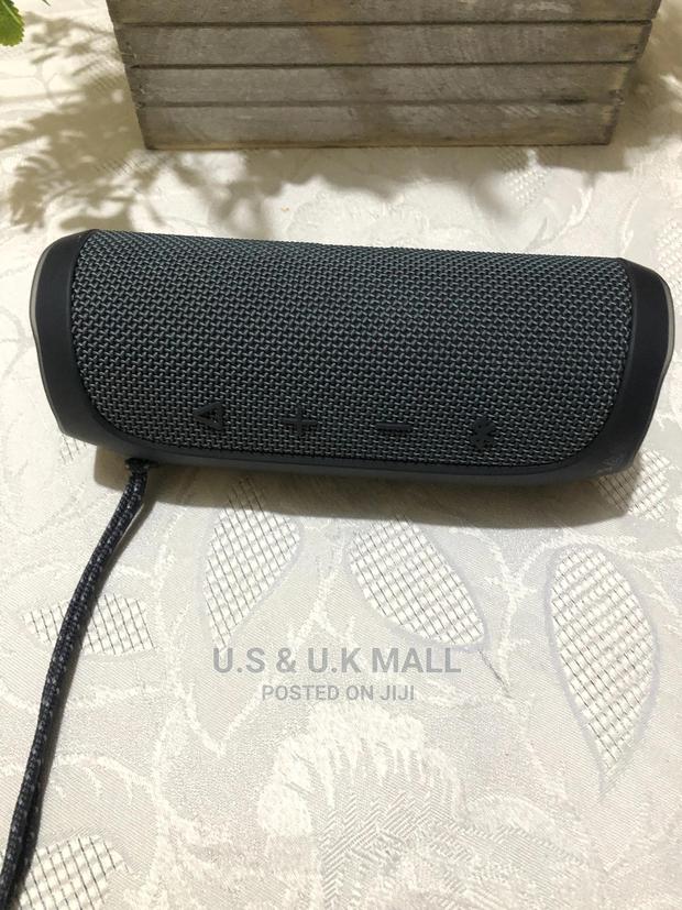 Preowned JBL Flip Essential 2 Bluetooth Speaker In Stock photo 8