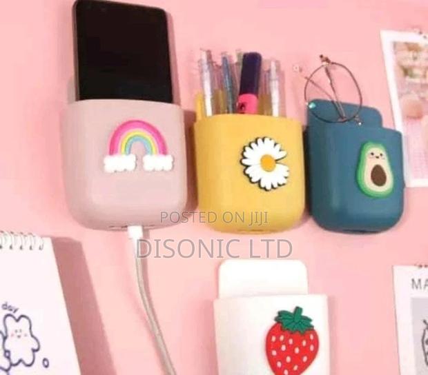 Phone and Tv Remote Holder · Photo 3