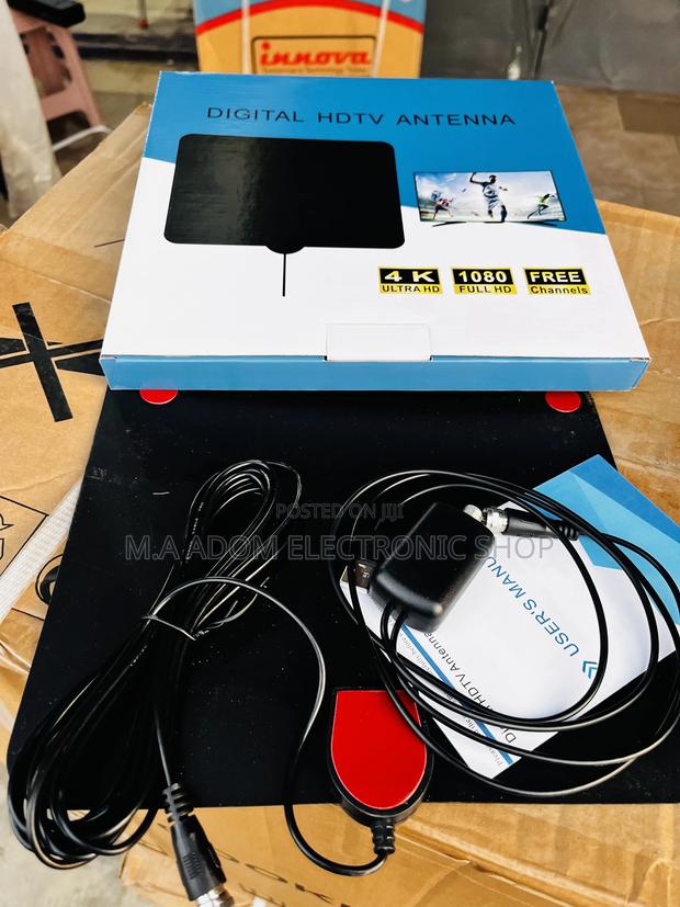 Digital /HD Indoor Antenna With Power Booster · Photo 2