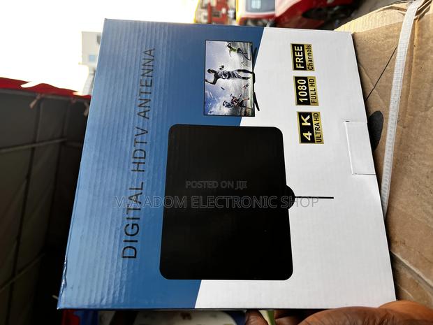 Digital Hdtv UHD Indoor Antenna With 5v Power Booster · Photo 2