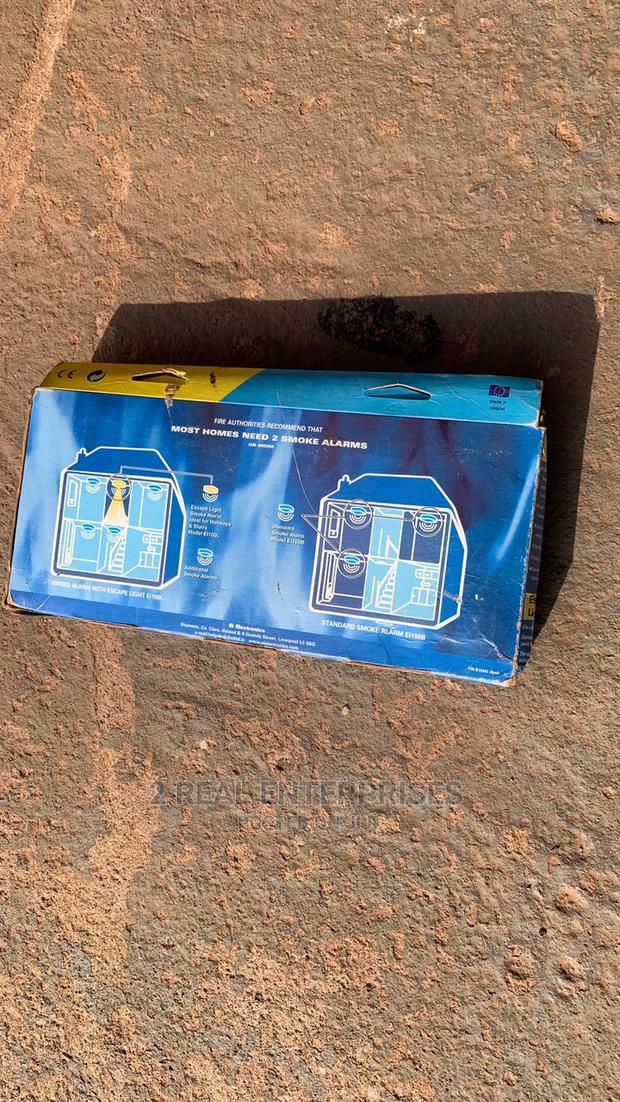 Twin Pack Smoke Alarm · Photo 4