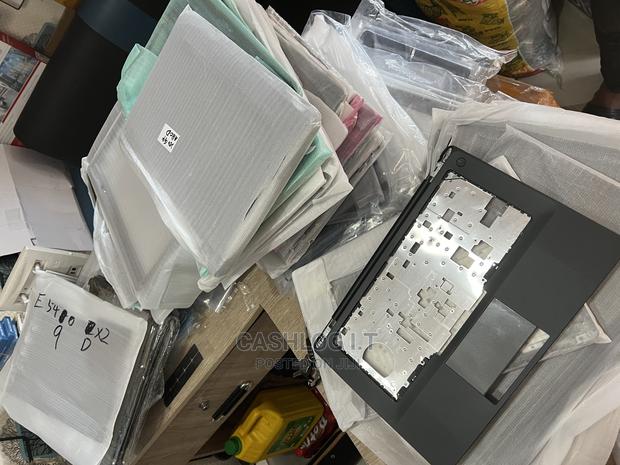 Hp 250 G7 Housing photo 4