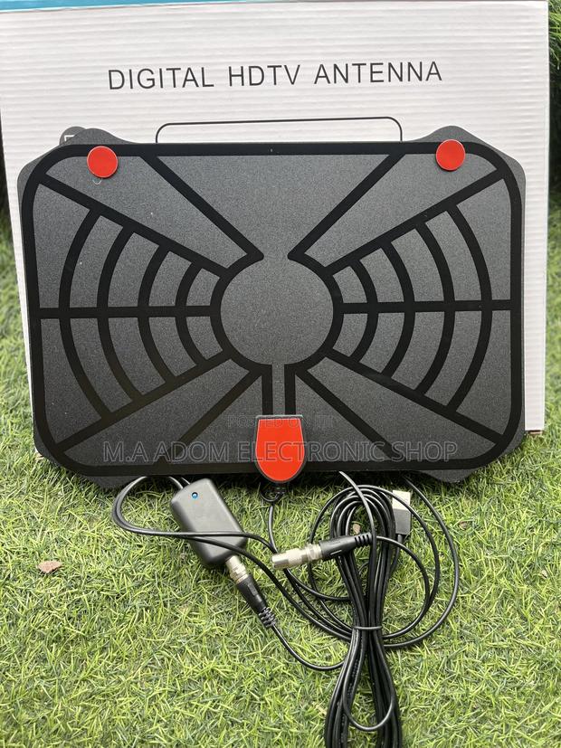 Indoor, Digital Amplified Indoor HDTV Antenna · Photo 2
