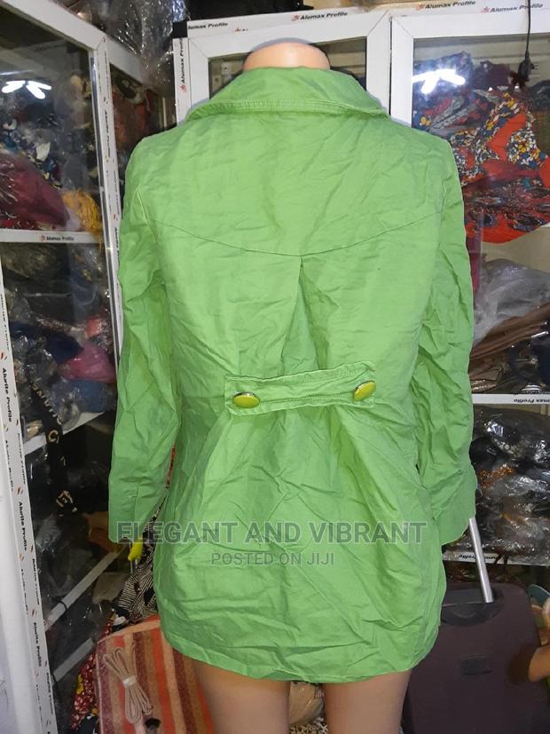 Used Summer Coat · Photo 4