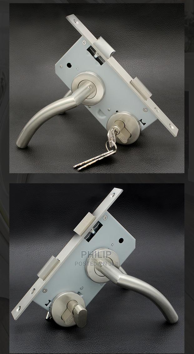 Door Lock(Rosette Curve Handle) photo 3
