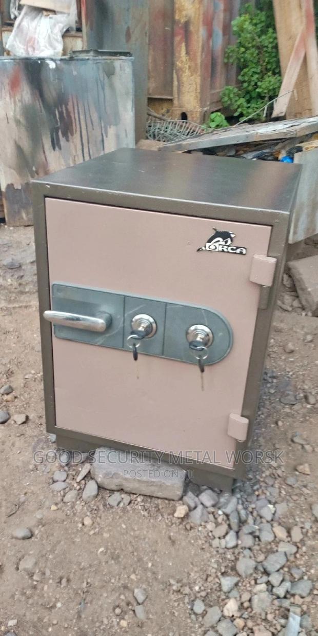 Money Safe · Photo 2