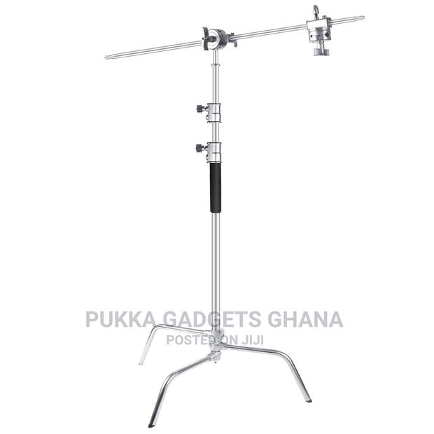 C - Stands · Photo 2
