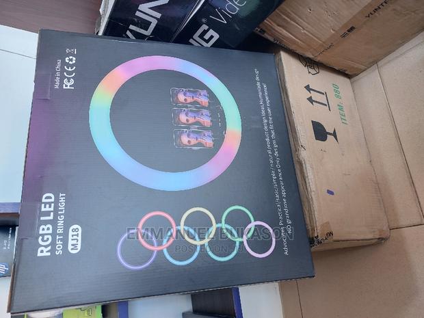 18inch Coloured Ring Light · Photo 3