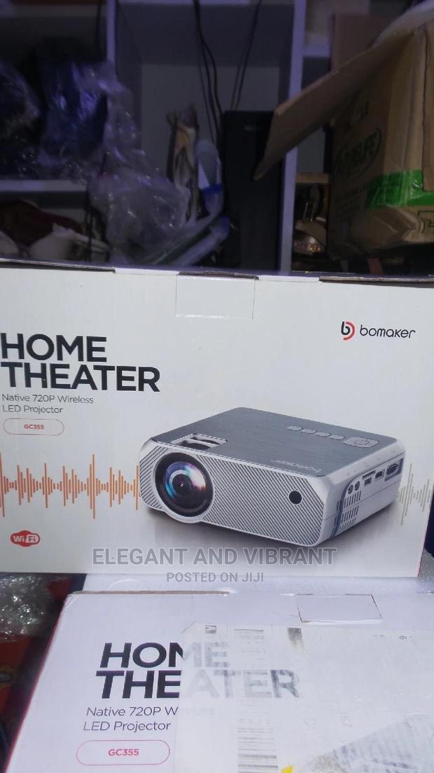 Brand New WIFI Home Theater Projector · Photo 4