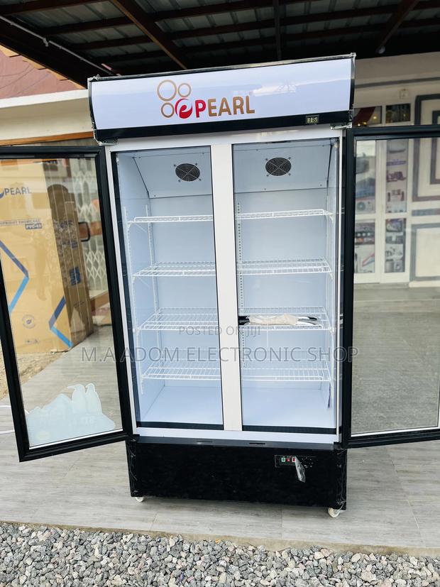 Pearl 568 Litres Fridge for Displaying Drinks Beverages · Photo 2