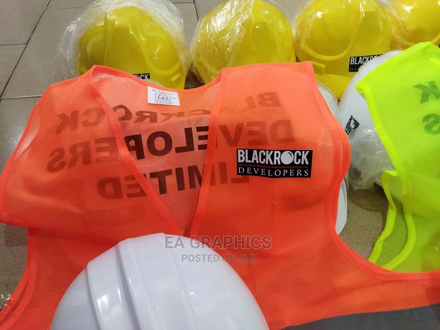 Reflector Vests and Safety Helmet Branding photo 7