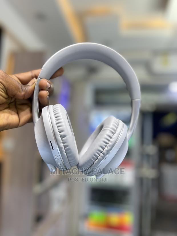 Bose Headset · Photo 1
