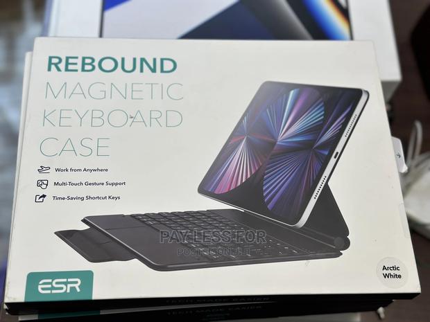 iPad Pro 12.9 Keyboard · Photo 4