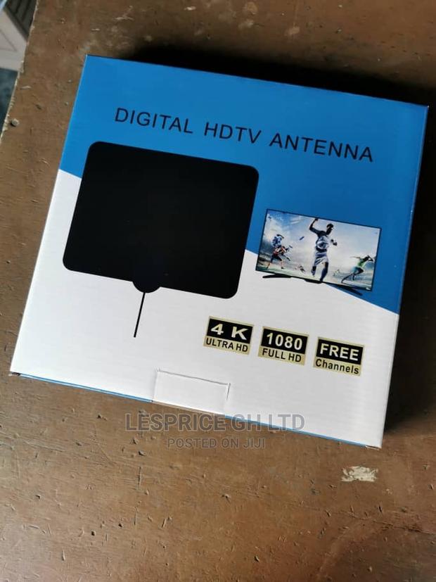 Top Digital HDTV Antenna · Photo 2