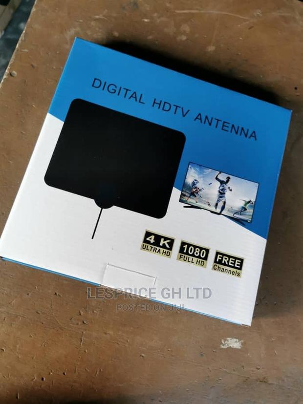 Presentable Digital HDTV Antenna · Photo 2