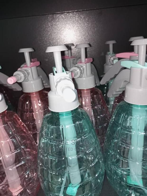 Spray Bottles · Photo 3