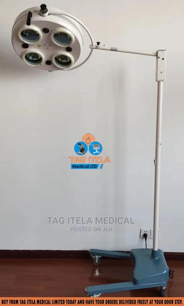 Surgical Operating Lamp (4 Bulb Normal Non-Rechargeable) · Photo 4