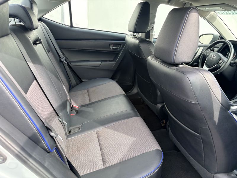 Toyota Corolla SE 4dr Sedan (1.8L 4cyl CVT) 2017 Silver