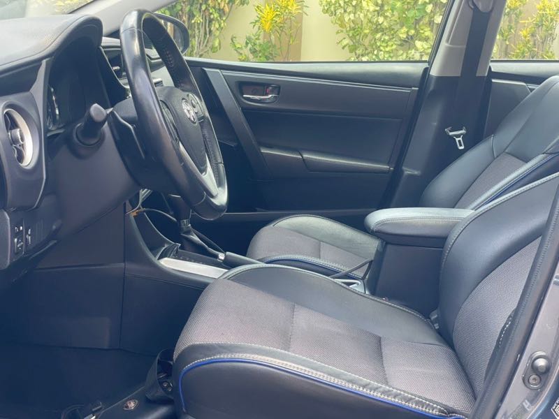 Toyota Corolla SE 4dr Sedan (1.8L 4cyl Manual) 2017 Other