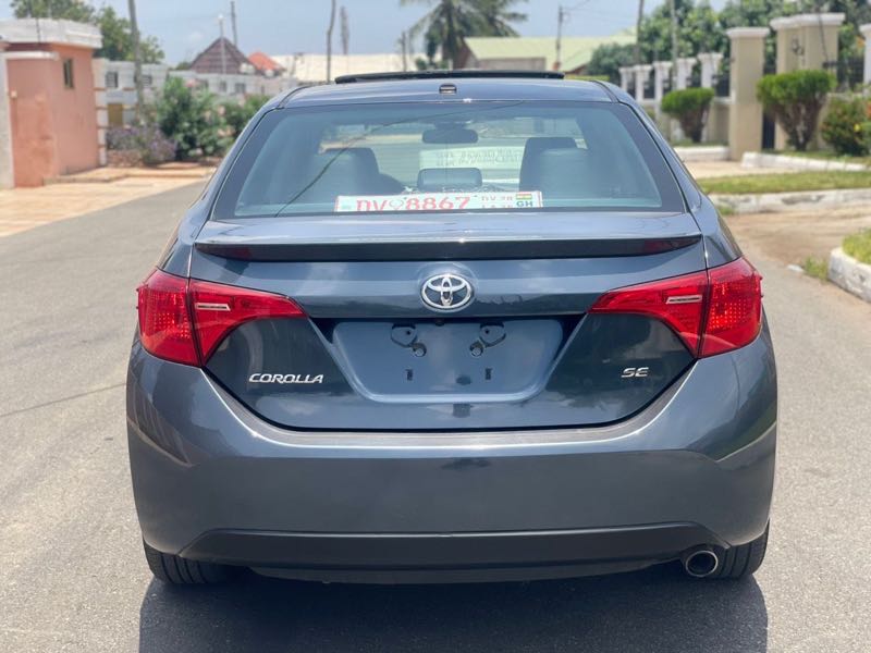 Toyota Corolla SE 4dr Sedan (1.8L 4cyl Manual) 2017 Other