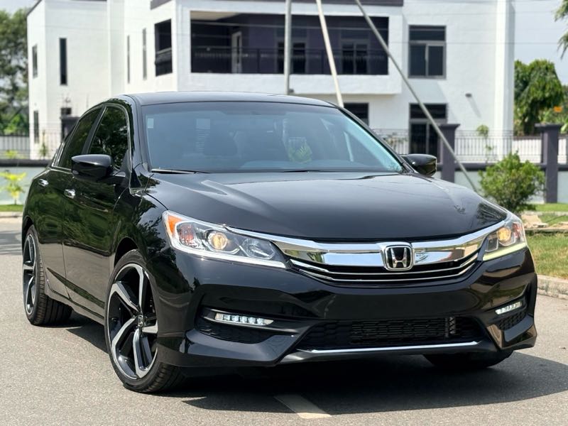 Honda Accord LX 4dr Sedan FWD (2.4L 4cyl 2A) 2017 Black