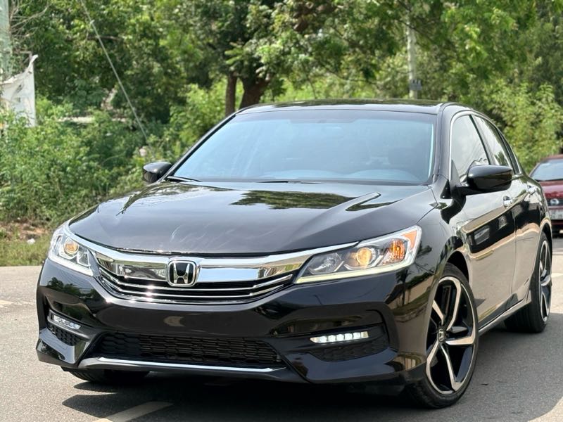 Honda Accord LX 4dr Sedan FWD (2.4L 4cyl 2A) 2017 Black