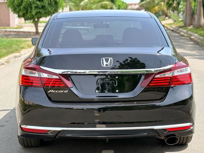 Honda Accord LX 4dr Sedan FWD (2.4L 4cyl 2A) 2017 Black