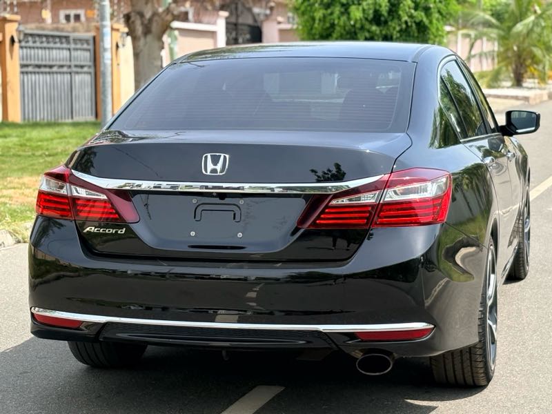 Honda Accord LX 4dr Sedan FWD (2.4L 4cyl 2A) 2017 Black