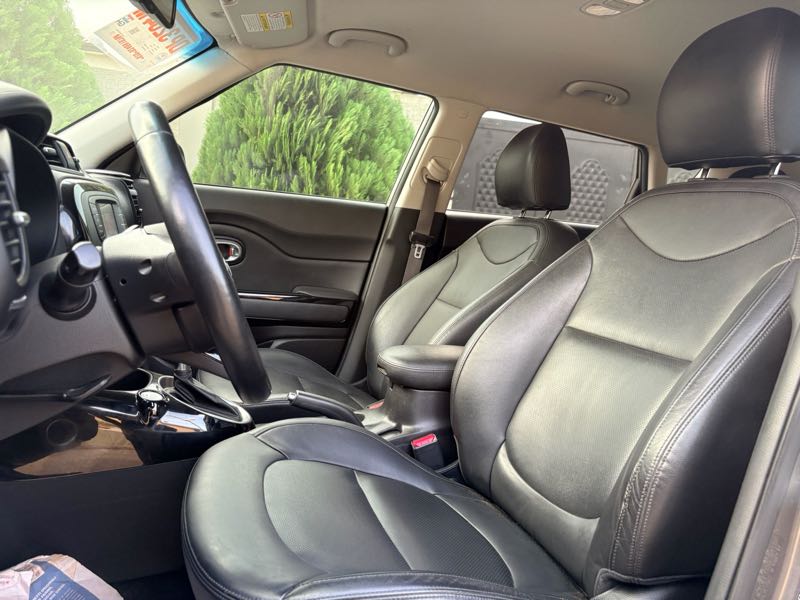 Kia Soul ! 4dr Wagon (2.0L 4cyl 6A) 2015 Gray