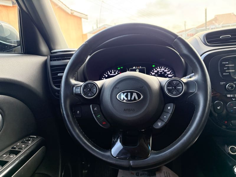 Kia Soul ! 4dr Wagon (2.0L 4cyl 6A) 2015 Gray