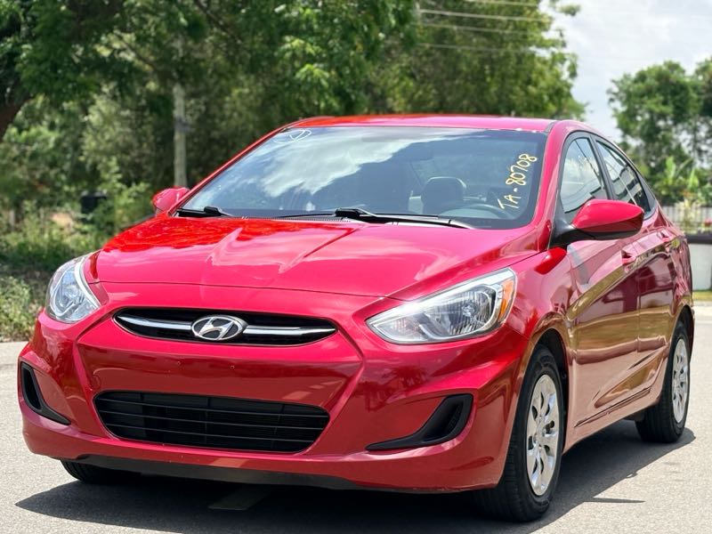 Hyundai Accent SE Sedan 2017 Red