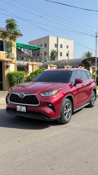 Toyota Highlander XLE AWD 2023 Other