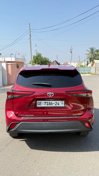 Toyota Highlander XLE AWD 2023 Other