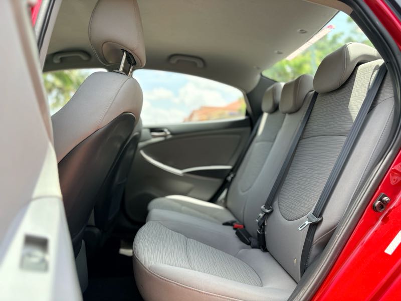 Hyundai Accent SE Sedan 2017 Red