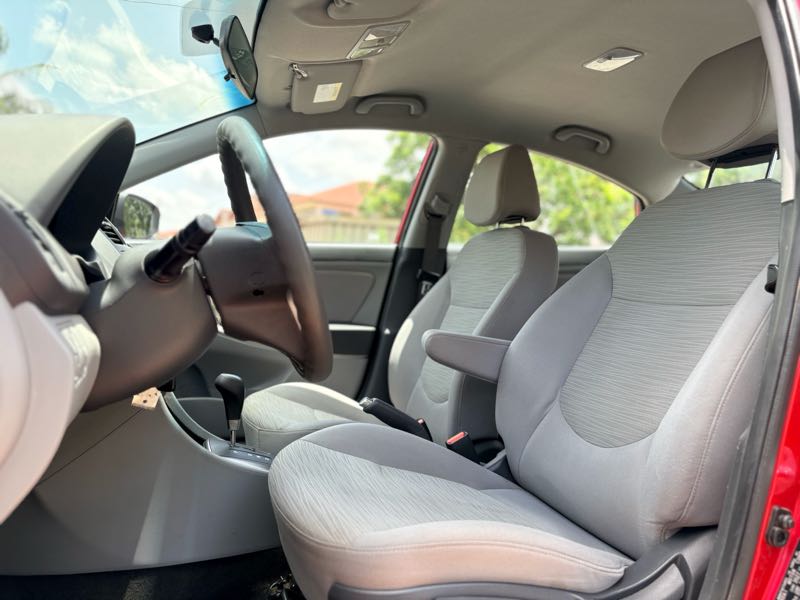 Hyundai Accent SE Sedan 2017 Red