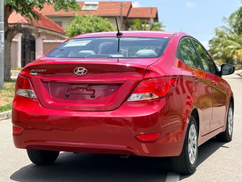 Hyundai Accent SE Sedan 2017 Red