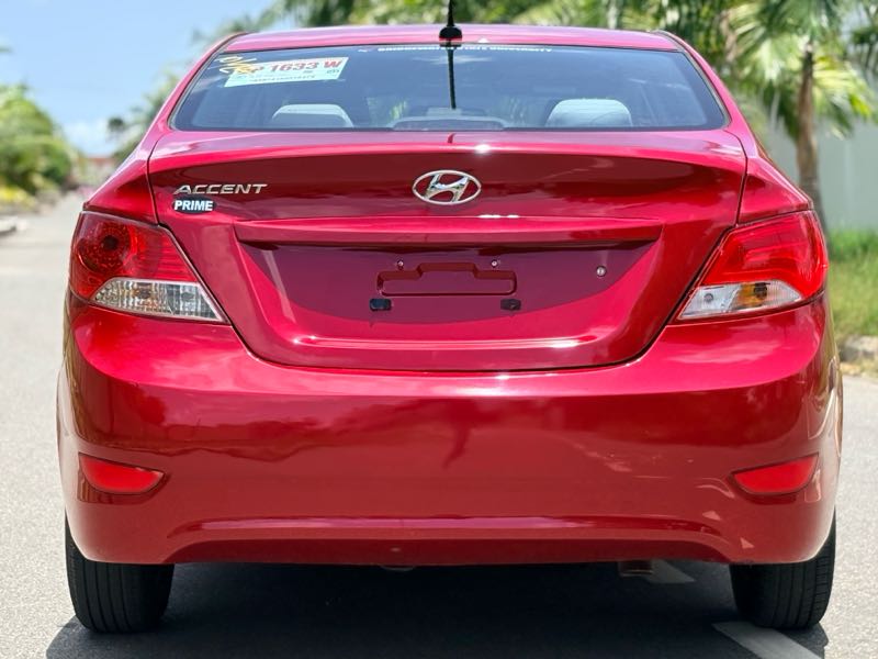 Hyundai Accent SE Sedan 2017 Red