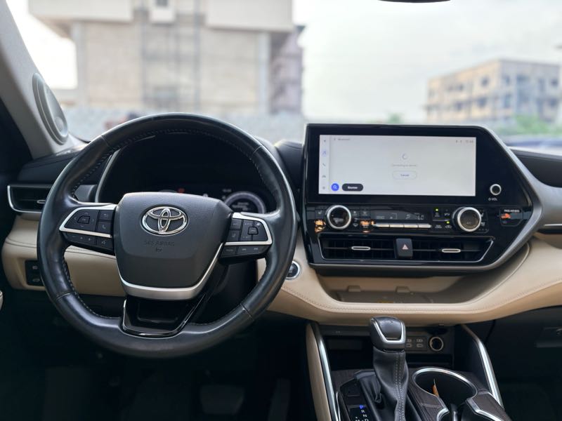 Toyota Highlander Limited FWD 2023 Blue