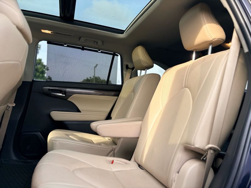 Toyota Highlander Limited FWD 2023 Blue