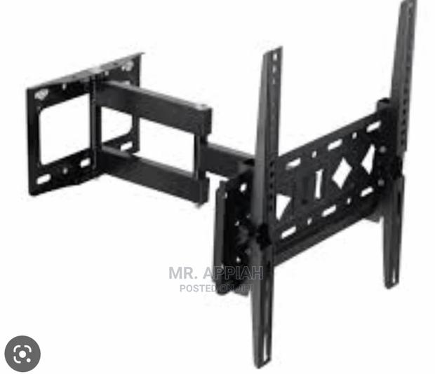 Standing Tv Wall Mount · Photo 2