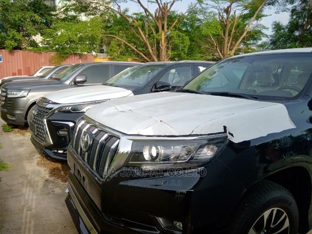 New Toyota Land Cruiser Prado 2022 Black