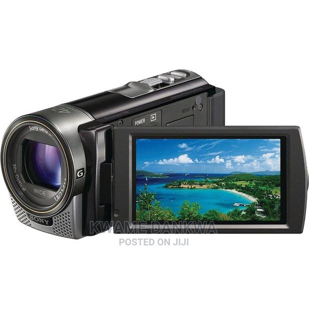 SONY HDR Cx 130 Camcorder