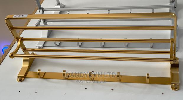Multi Towel Rack With Hooks · Photo 4
