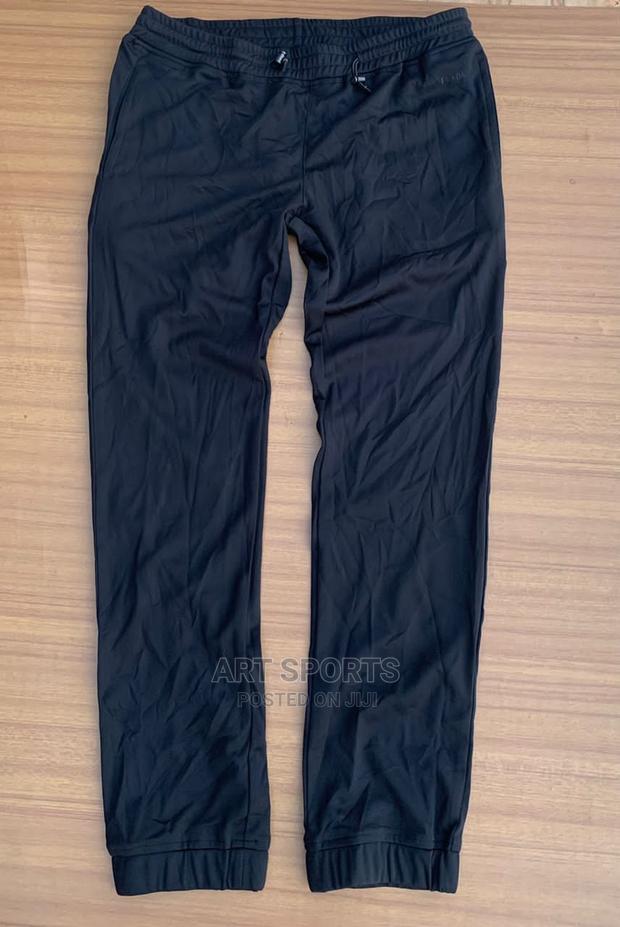 Original Joggers · Photo 3
