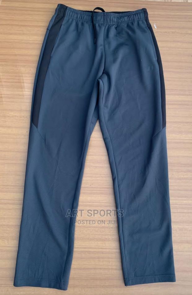 Original Joggers · Photo 4
