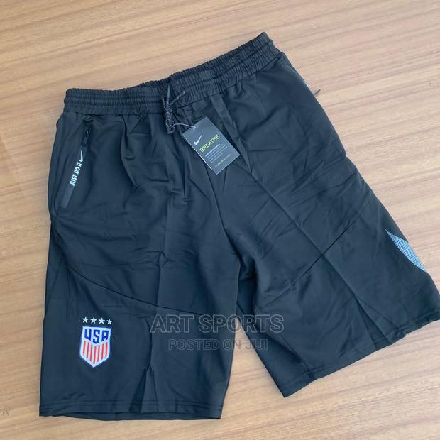 Nike Shorts · Photo 3