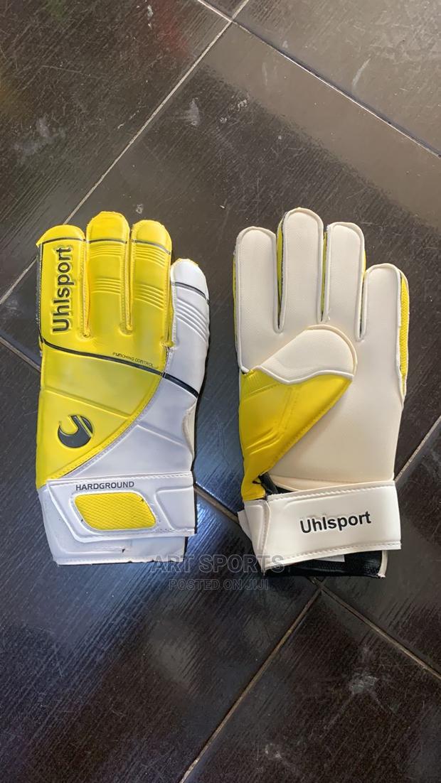 Original Goalkeeper’S Gloves · Photo 1